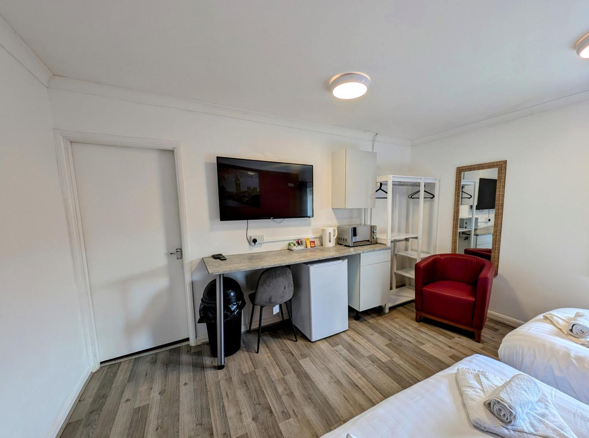 Oyo Aparthotel Hathern Extérieur photo