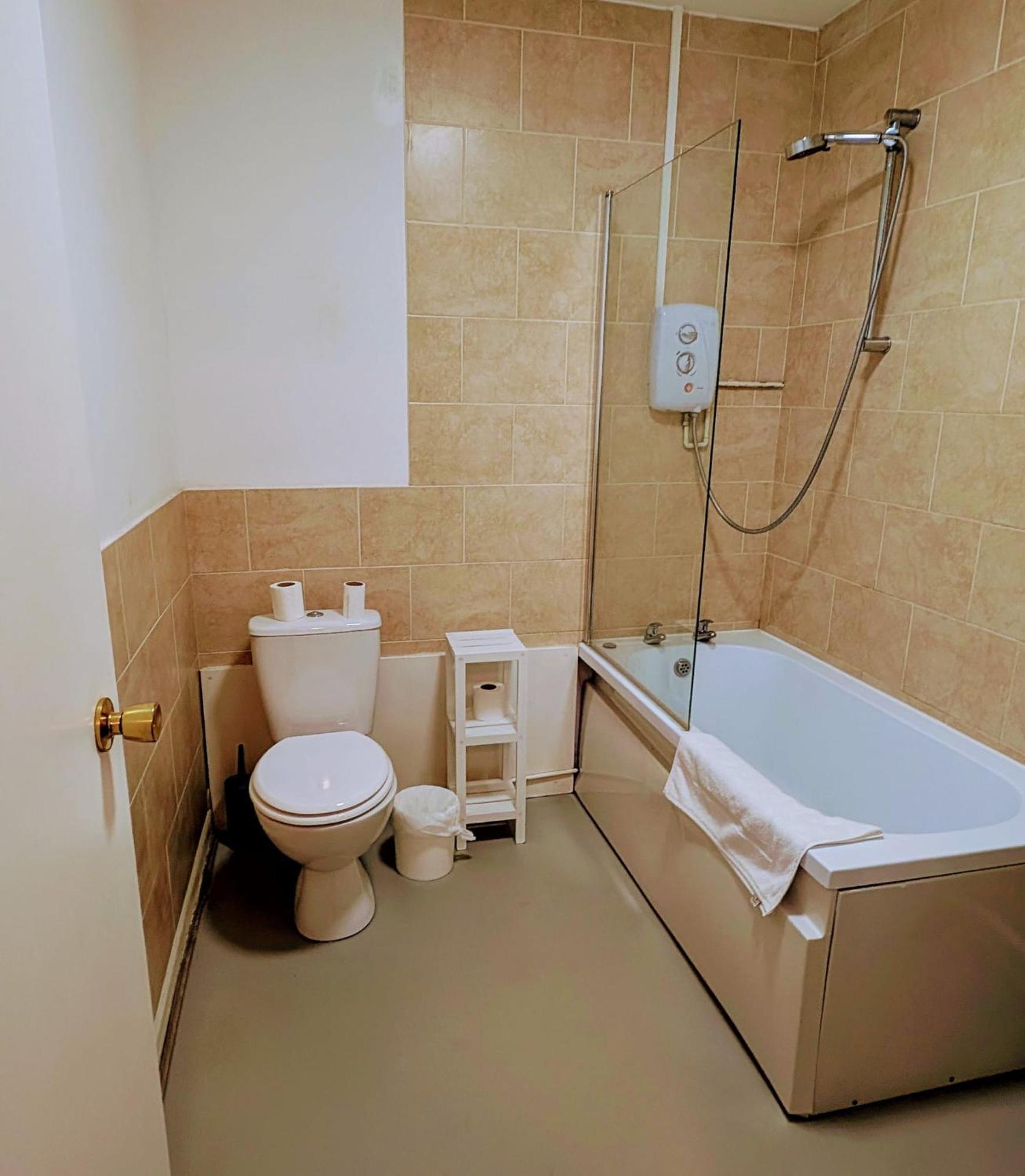 Oyo Aparthotel Hathern Extérieur photo